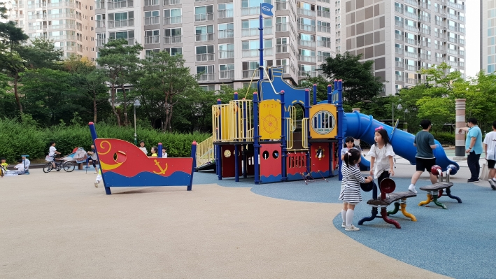 장안구 천천동 정천어린이공원