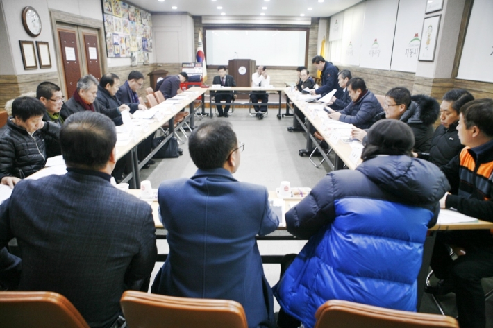 수원시 22개 전통시장 상인회장들이 모인 2019년 첫 정례회