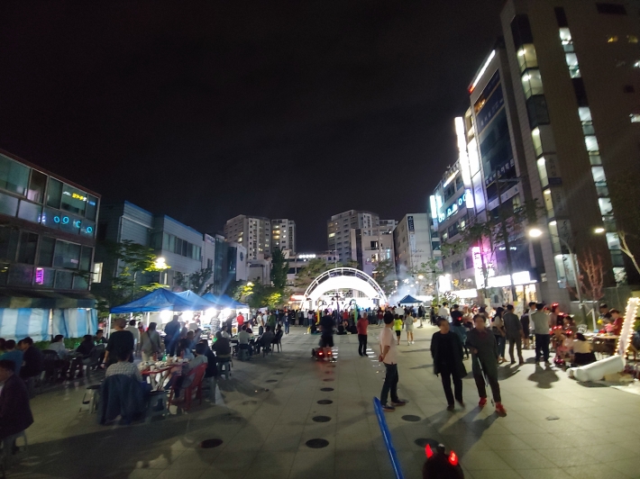 권선2동 마을음악회가 열린 광장공원