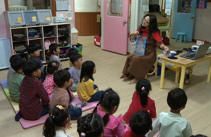 지난 10월 17일 장안구 늘해랑어린이집에서 열린 초미세먼지관리사 방문 교육. 