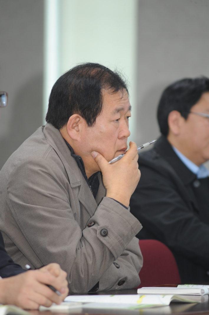 2013년 3월 e수원뉴스 시민기자 교육에 참가한 생전의 하주성 씨.사진/이용창(사)화성연구회 이사