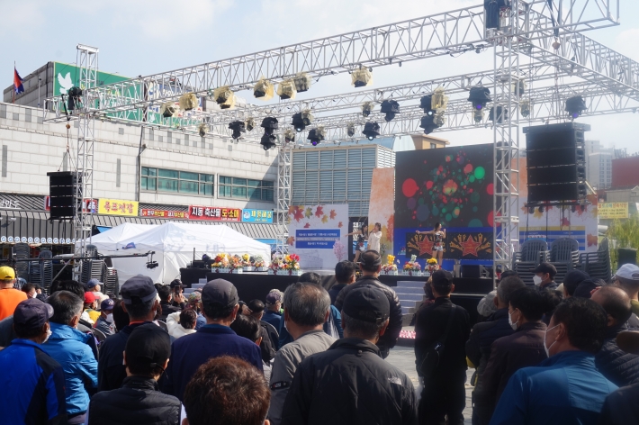 수원남문시장상인연합회가 주최하는 제25회 수원남문 거리축제 (사진/김우영)