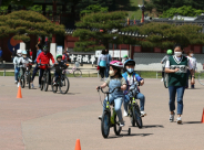 초급반 자전거 주행 안전교육 장면