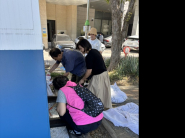 수원시 권선구 세류1동 주민자치회(회장 왕기룡)는 16일 마을리빙랩 사업의 일환으로 수인선공원 내 시설물을 정비하고 공원정비활동을 펼쳤다.