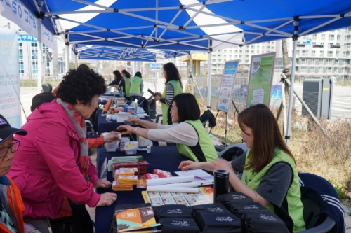 수원시 보건소, ‘보건의 날’ 기념 건강캠페인 개최