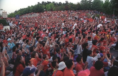 2002년 월드컵 나혜석거리 응원장면