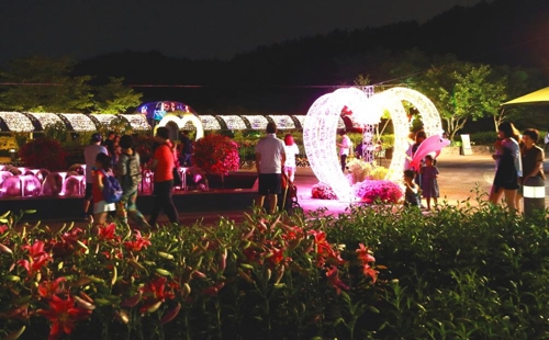 한여름 밤 빛축제…대전 오월드 22일부터 야간개장_1