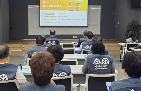 폭염 속 근로자 안전 지킨다…수원특례시, 온열질환 예방 현장점검 