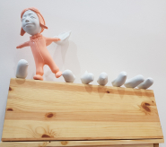 일상의 소망을 담은  '두둥실, 하늘을 나는 법'展 전시 작품 중 하나