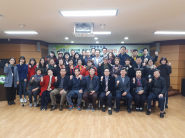  자매결연 연기면 주민자치위원들과의 단체사진
