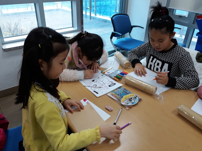 어린이일러스트 수강모습