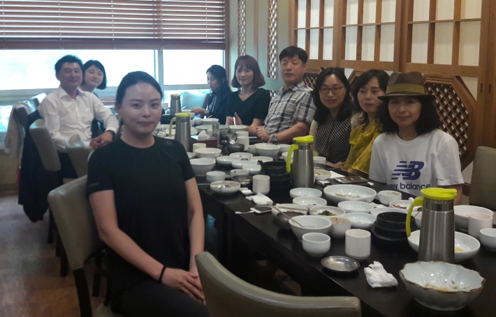 영통1동 주민자치센터 강사 간담회 가져