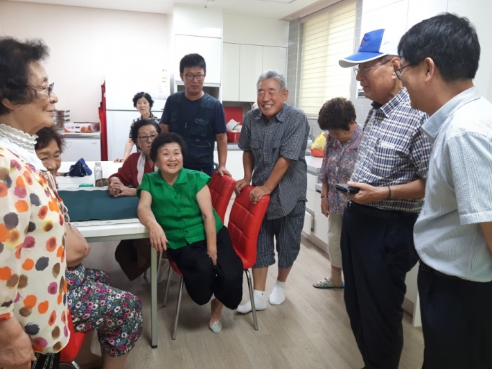 경로당 방문사진