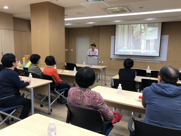 영화 해설 모습