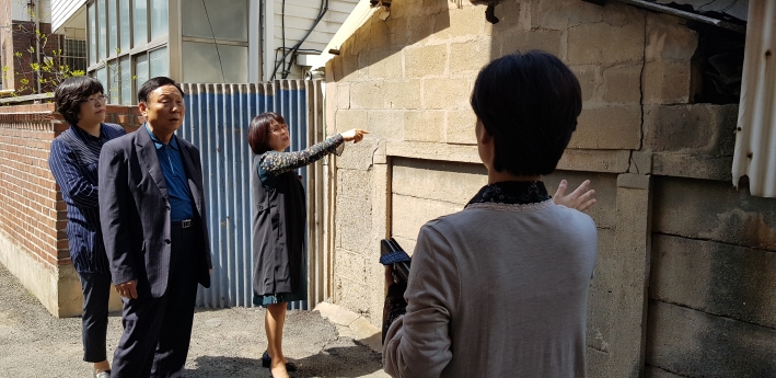 강성삼주민자치위원장을 포함 위원6명이 현장을 방문하였다.