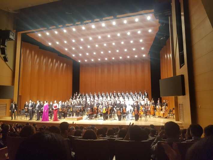 수원시립교향악단 정기연주회 모습