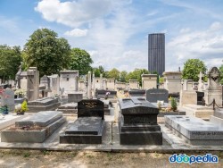 프랑스 몽파르나스 묘지(출처: 국립극단 홈페이지)