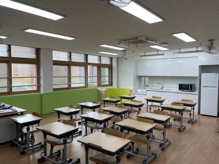 수원초등학교에 조성한 '학교돌봄터' 교실 내부