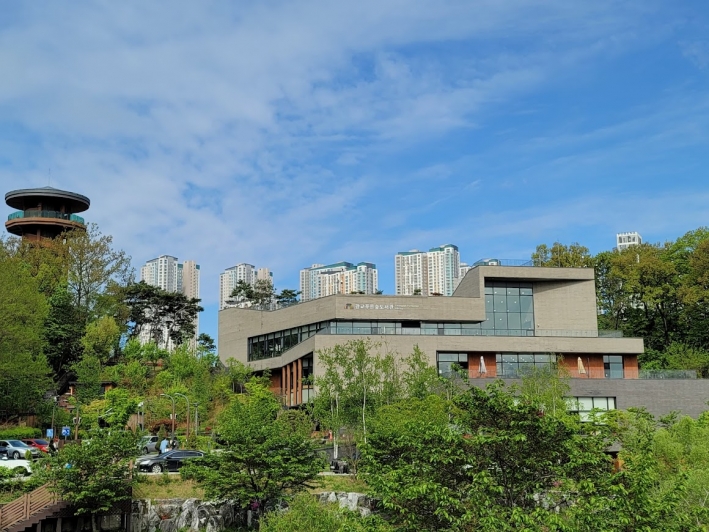 광교푸른숲도서관