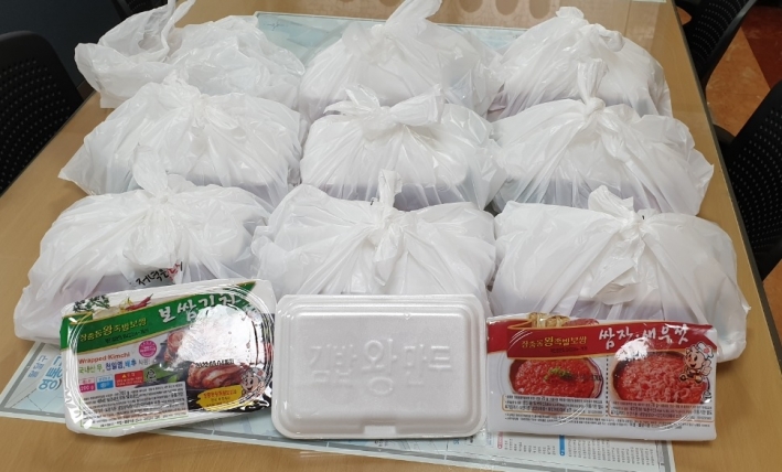 매탄2동 한우리장충동왕족발보쌈,  취약계층 이웃 위해 보쌈세트 후원