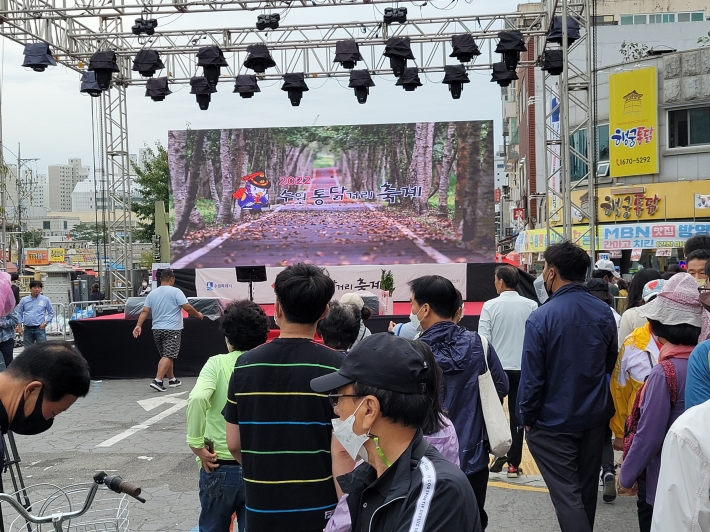 수원통닭거리축제, 3일간 통닭거리에서 펼쳐졌다.