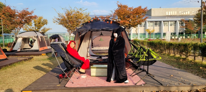 완성된 텐트의 모습