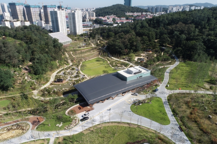 2022년 10월 26일에 개장한 수원영흥숲공원 전경