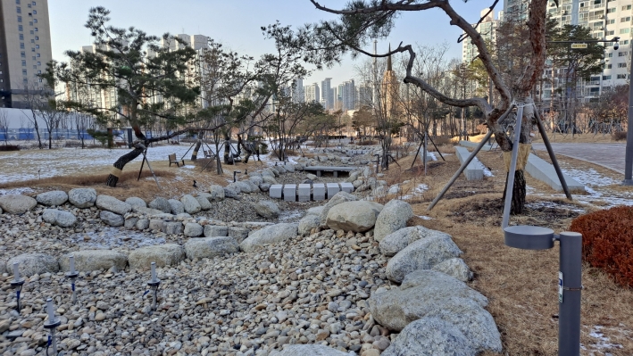 새롭게 조성된 대유평공원