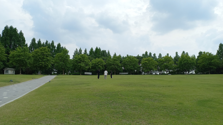 잔디 광장 풍경