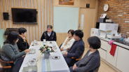 수원한길교회(담임목사 김형수)와 매탄1동행정복지센터(동장 이기범)는 지역사회 복지증진을 위한 간담회를 개최하였다