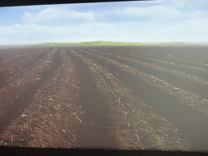 흙은 농업과 생명의 근본이고 먹거리 생산의 근본이다