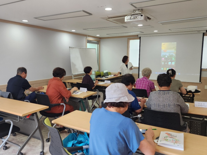 매탄1동 '궁금한 Digital' 높은 호응속에서 진행