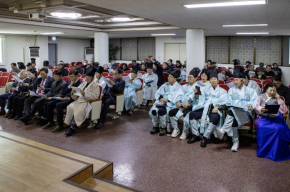 전체 행사 장면