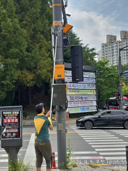 영통구,불법현수막 게시대 노끈 정비