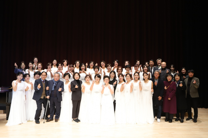 수원힐링토크콘서트 기념사진