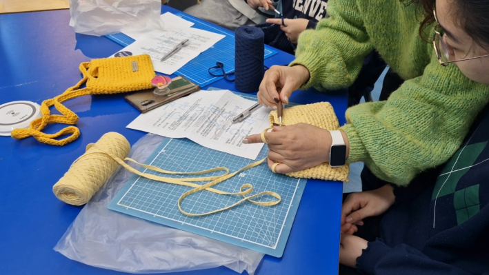 마지막 정리를 설명하고 있는 선생님