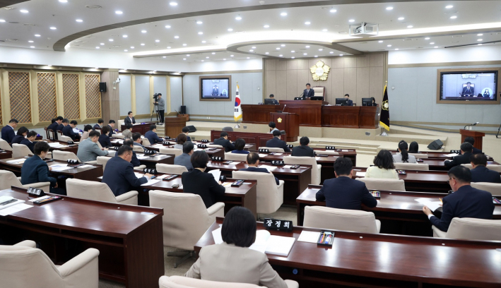 제392회 제2차 본회의 폐회