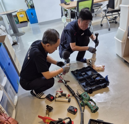 행복마을관리소 예초기 정비 사진