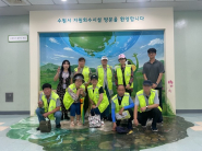 수원시 장안구 영화동은 관내 통장들과 분리배출자원관리 근로자들이 함께 자원회수시설을 방문했다