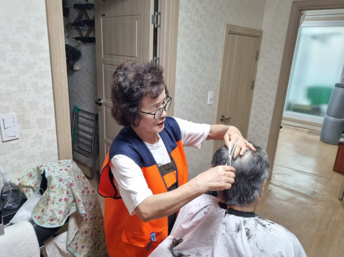 망포2동 지역사회보장협의체 미용봉사