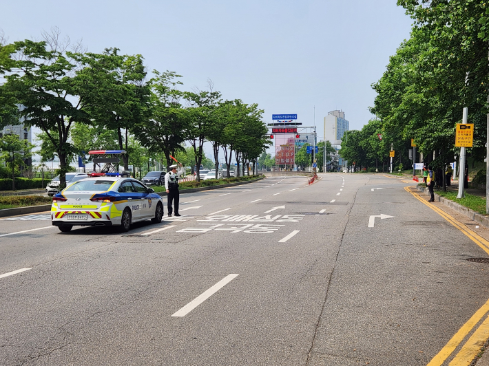 수원시가 경찰과 합동으로 지하차도 침수대비 훈련을 실시했다.