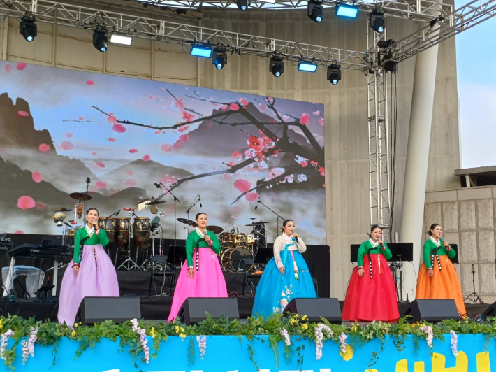 수원화성 예술단' 공연 전경