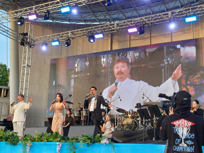 바리톤 김동규 공연 전경