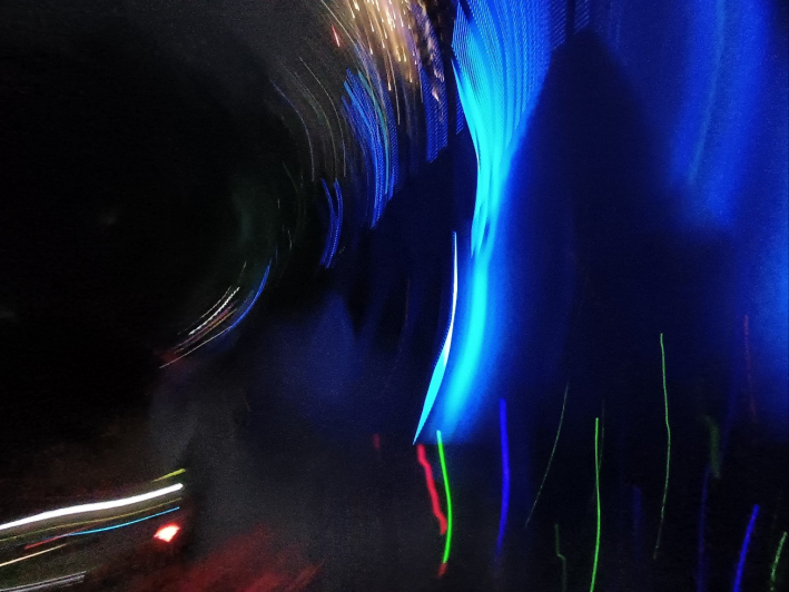 호수 위의  오로라쇼 전경