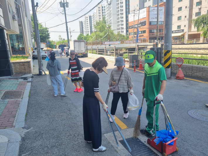 우수전 청소 활동 실시