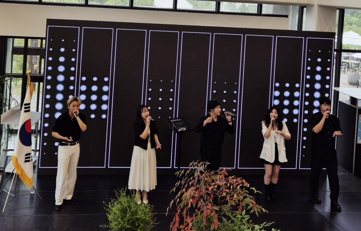 튠에이드의 아카펠라 공연