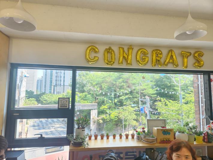 소규모 교육, 주민회의 등 누구나 참여하고 이용할 수 있는 마을상상마당 마을살이 정류장은 '마을에서 살아가는 삶'이다