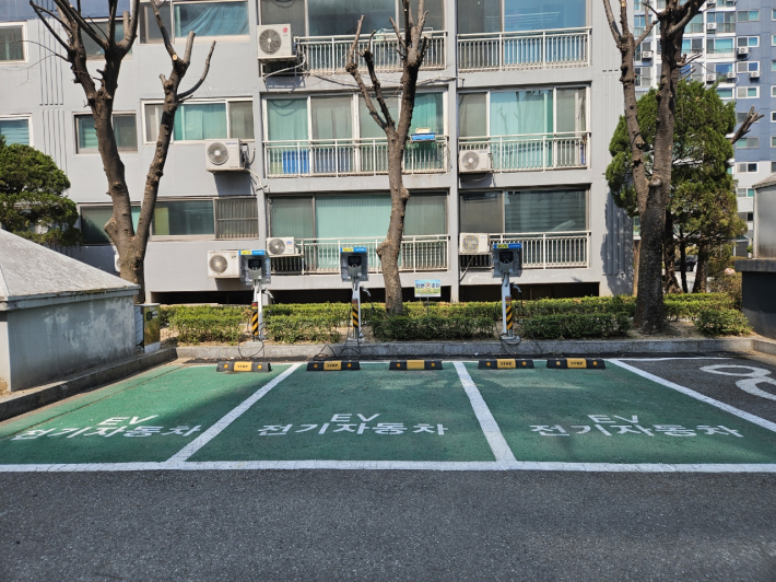 친환경차 충전구역