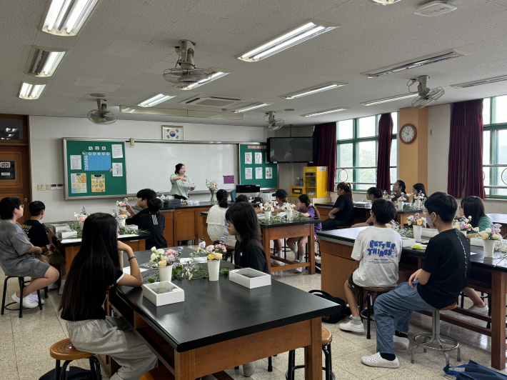 학교사회복지실, 힐링원예로 감성 자극