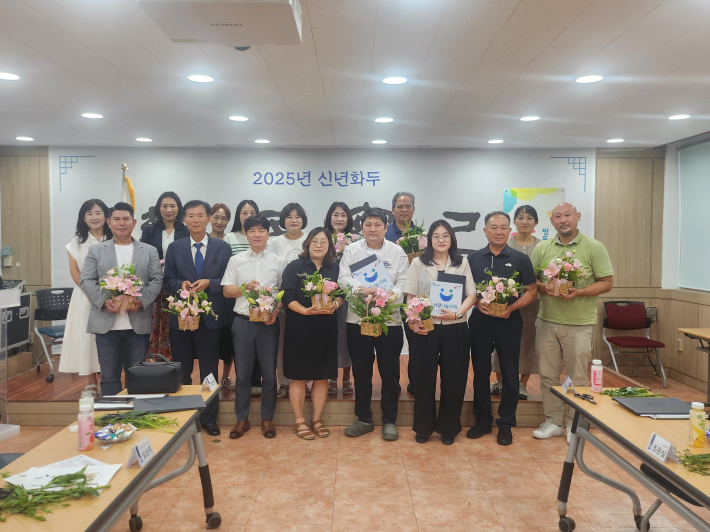 평동 지역사회보장협의체는 평동 후원자들을 위 하여 감사의 날을 개최하였다